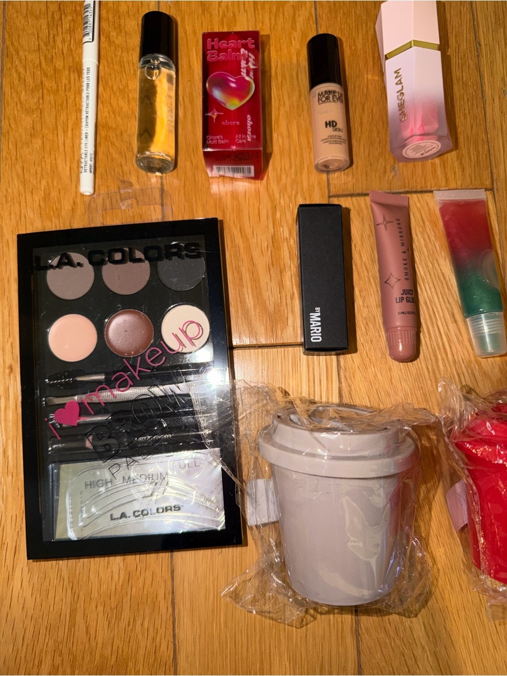 BRAND NEW Makeup Bundle - Picture 2 of 7